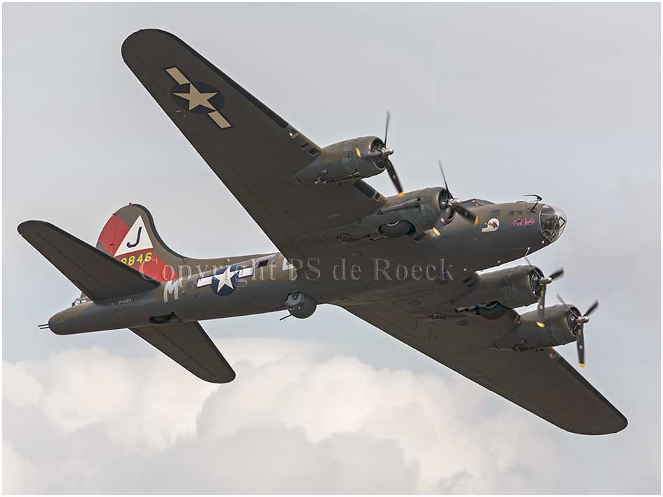 Boeing B17 Flying Fortress Pink Lady